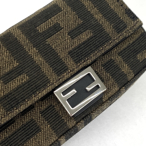 Fendi Key Case Nano Bucket Canvas Zucca Pattern Brown - Picture 5 of 8